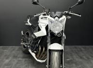 YAMAHA XJ6