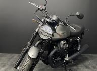 MOTO GUZZI V7 STONE 0 KILOMETRES UNIQUEMENT SUR LE STOCK EN MAGASIN