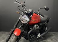 MOTO GUZZI V7 STONE 0 KILOMETRES UNIQUEMENT SUR LE STOCK EN MAGASIN