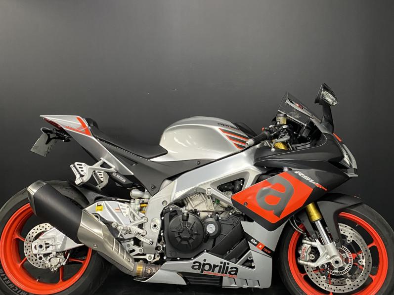 APRILIA RSV4 1000 RR