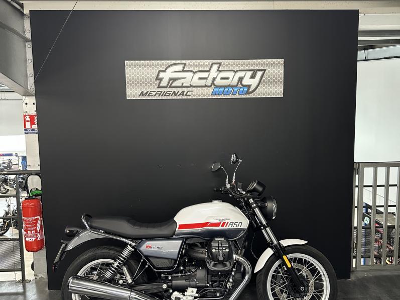 MOTO GUZZI V7 SPECIAL