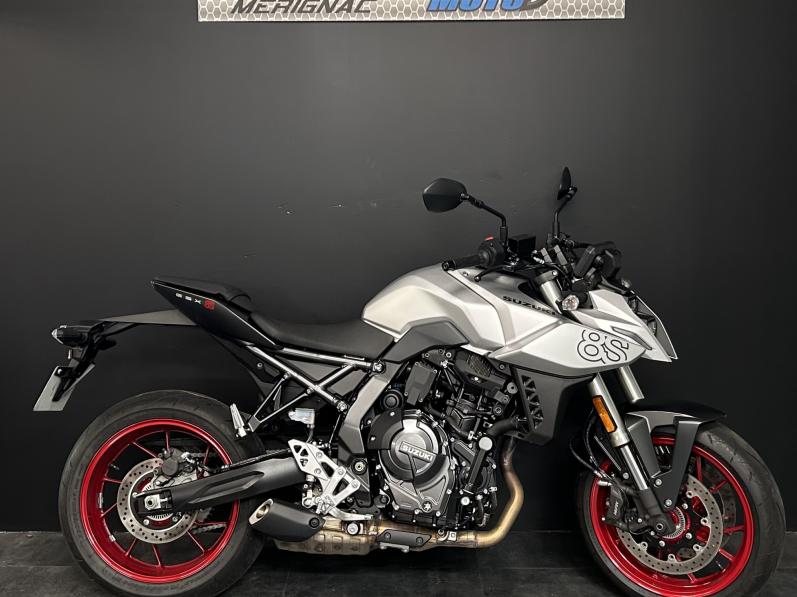 SUZUKI GSX-8S A2