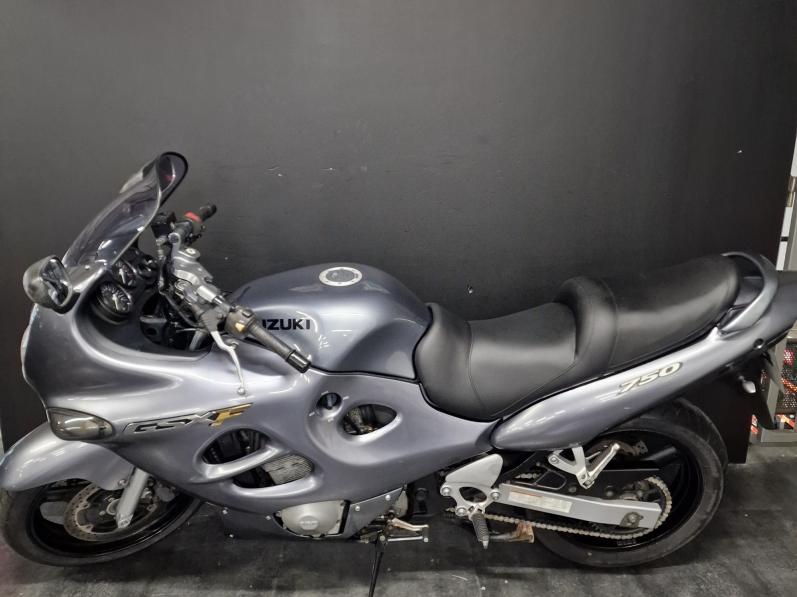 SUZUKI GSXF 