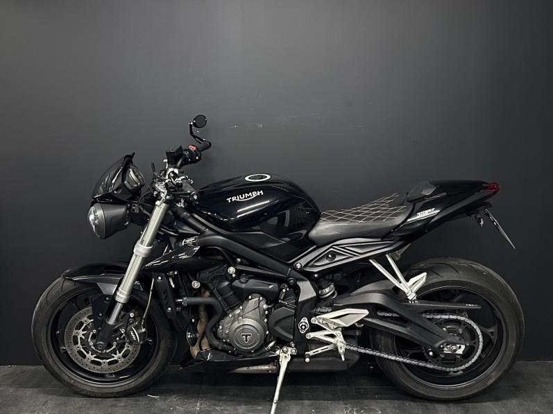 TRIUMPH STREET TRIPLE 660 S