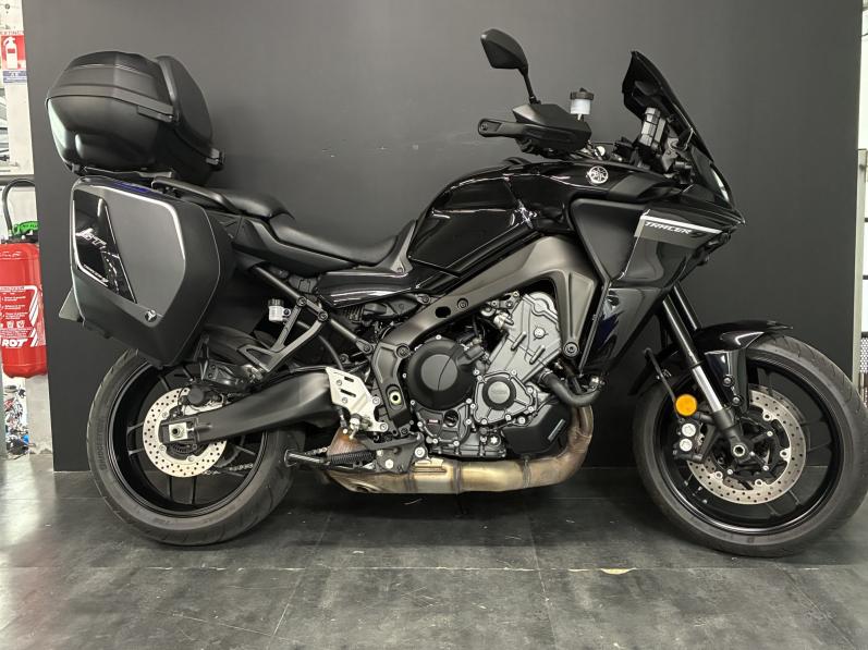 YAMAHA TRACER 9
