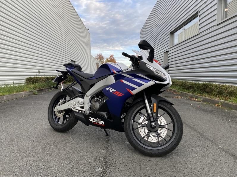 APRILIA RS 125 0 KILOMETRES UNIQUEMENT SUR LE STOCK EN MAGASIN